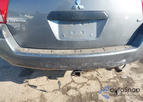 2005 Mitsubishi Endeavor Ls z USA, uszkodzony, nr VIN 4A4MM21S85E006438